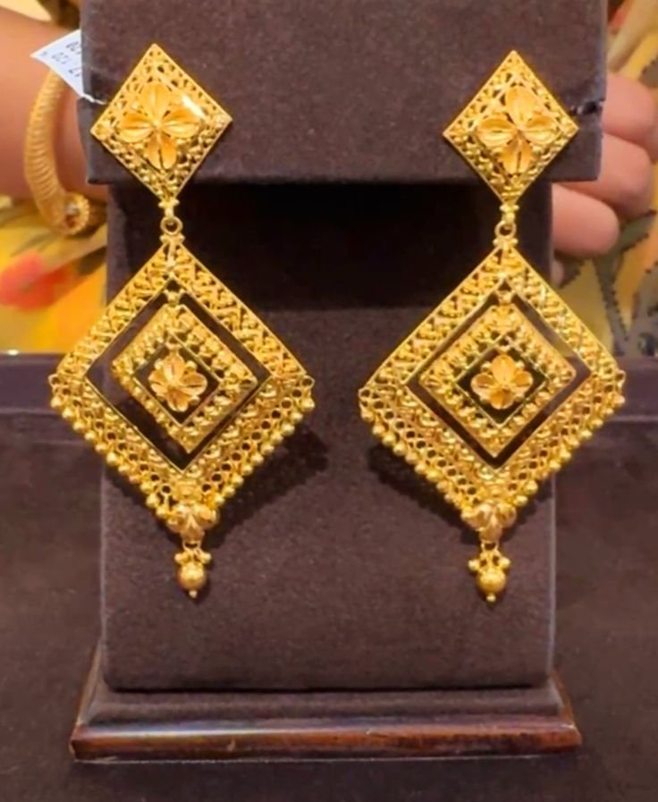 Everyday Elegance in Gold