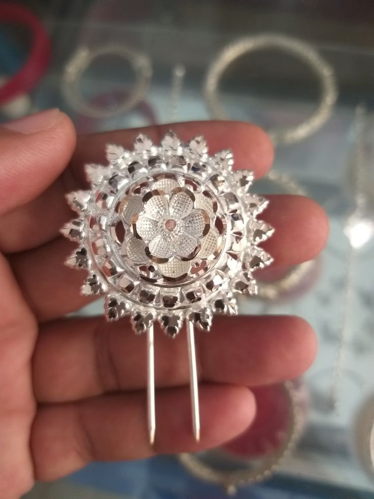Silver Hair Clip, Elegant in Every Detail