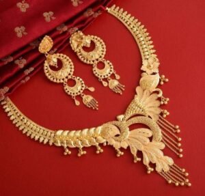 Necklace, An Heirloom of Elegance