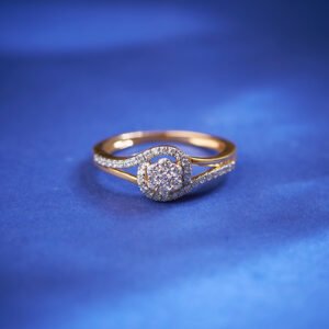 Elen Cluster Diamond Ring