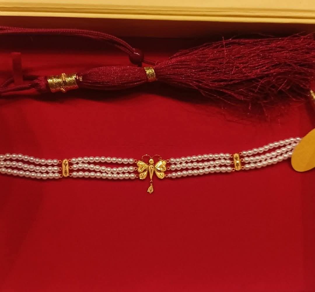 Pearl's choker